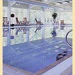 Pool Macdonald Craxton Wood Fotos