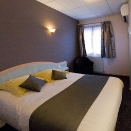 Zimmer au Tambour Fotos