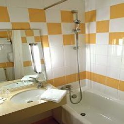 Ванная Kyriad Lille Est Fotos