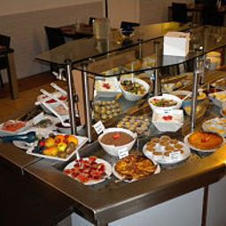 Кухня Kyriad Lille Est Fotos