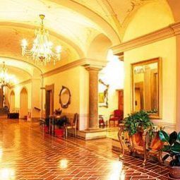 Холл Grand Hotel Villa Tuscolana Fotos