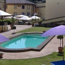 Бассейн Grand Hotel Villa Tuscolana Fotos