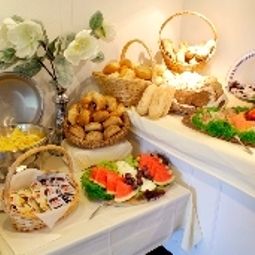Buffet Waldkur Fotos