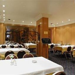 Salle du petit-déjeuner Olimpiyat Fotos