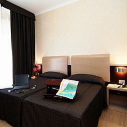 Zimmer Euro House Suites Rome Airport Fotos