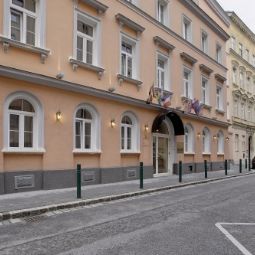  Adlon Fotos