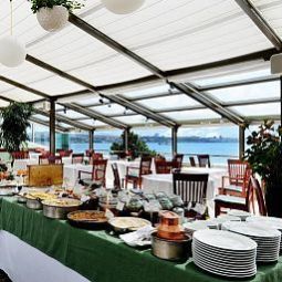 Buffet Armada Fotos