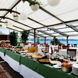 Buffet Armada Fotos