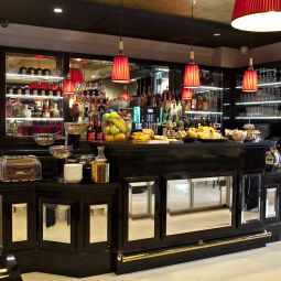 Buffet Champs Elysees Mac Mahon Fotos