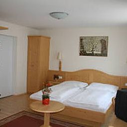 Zimmer Adlerhof Fotos
