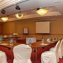 Conference room Grand Continental Flamingo Hotel Abu Dhabi TOP Fotos