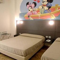 Family room Tirreno Fotos