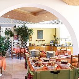 Sala colazione nel ristorante La Closerie Fotos