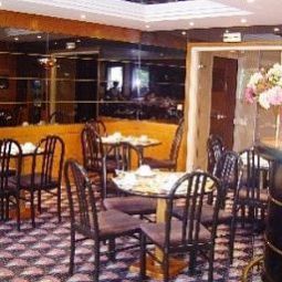 Зал для завтрака ibis Styles Paris Porte D'orleans Fotos