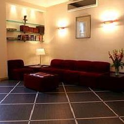 Hall Garda Fotos