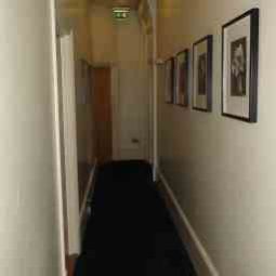 Halle Kensington House Fotos