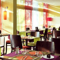 Breakfast room within restaurant ibis Styles Antibes (ex all seasons) Fotos