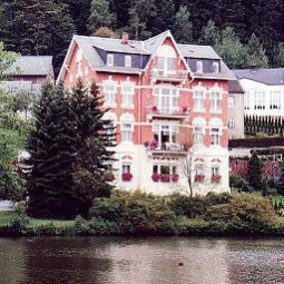 Außenansicht Schloss Miramar Fotos