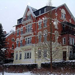 Außenansicht Schloss Miramar Fotos