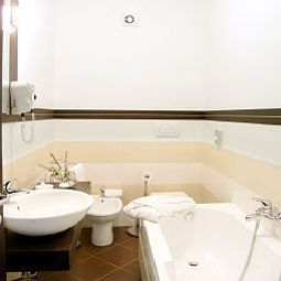 Badezimmer Petit Palais Fotos