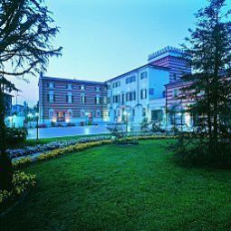 Villa Malaspina Castel d'Azzano 