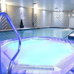 Piscina Best Western Oaks Hotel & Leisure Club Fotos