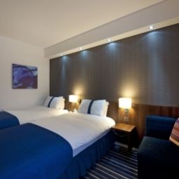 Pokój Holiday Inn Express BELFAST CITY - QUEEN'S QUARTER Fotos