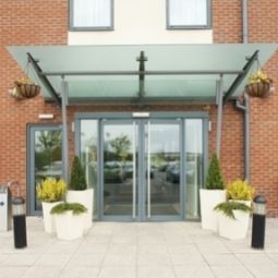 Exterior view Holiday Inn Express BEDFORD Fotos