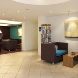 Hall Holiday Inn Express BEDFORD Fotos