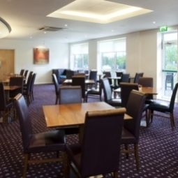 Restaurant Holiday Inn Express BEDFORD Fotos
