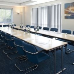 Conference room Holiday Inn Express BEDFORD Fotos