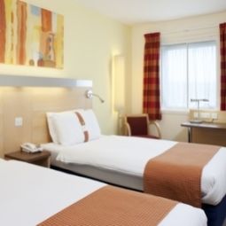 Room Holiday Inn Express BEDFORD Fotos