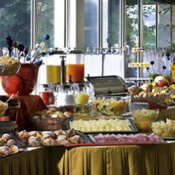 Breakfast room within restaurant Mercure Roma West Fotos