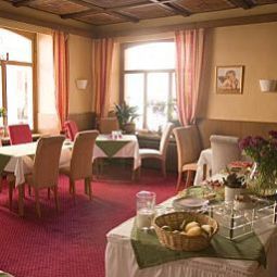 Salle du petit-déjeuner Weierich Gasthof Fotos
