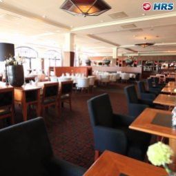 Breakfast room within restaurant Van der Valk Melle Fotos
