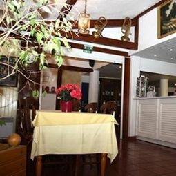Sala colazione nel ristorante Comfort Hotel Strasbourg Strasbourg West Fotos
