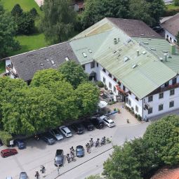 Alter Wirt Landgasthof Weyarn Bayern
