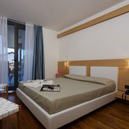 Room Fonzari Grand Hotel Fotos