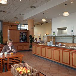 Frühstücksraum im Restaurant ibis Berlin Spandau Fotos