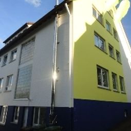 Außenansicht Regenbogen Fotos