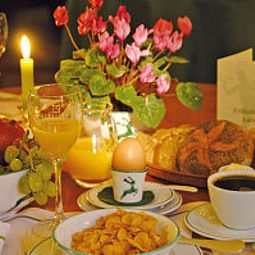 Salle du petit-déjeuner Schreiegg's Post Fotos