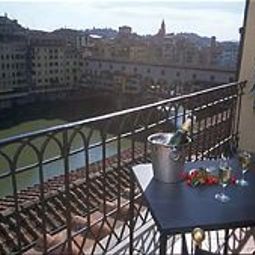  Degli Orafi Fotos