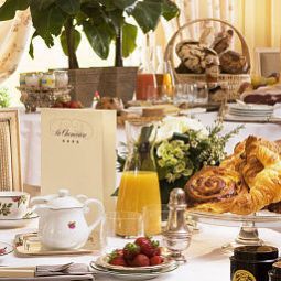 Buffet Château La Chenevière Fotos