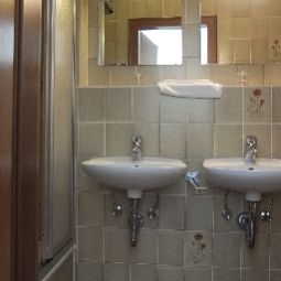Camera da bagno Landgasthof Röfleuten Fotos