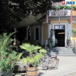 Exterior view Weisz Fotos