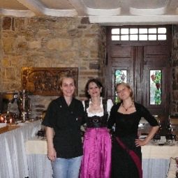 Banqueting hall Burg Adenbach Fotos
