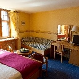 Room Burg Adenbach Fotos