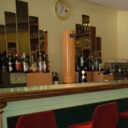 Bar Le Petit Trianon Fotos