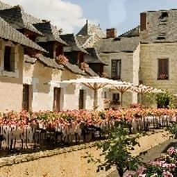 Hostellerie la Croix Blanche Fontevraud-l'Abbaye Saumur