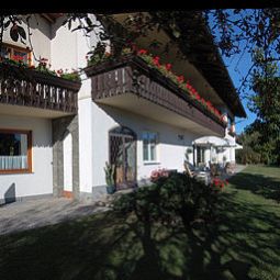 Landhaus Servus Garni Velden Lind